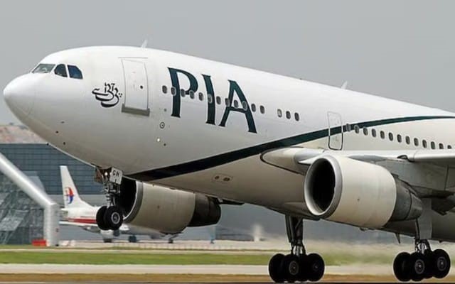 PIA restricts Ramadan fasting for pilots and cabin crew