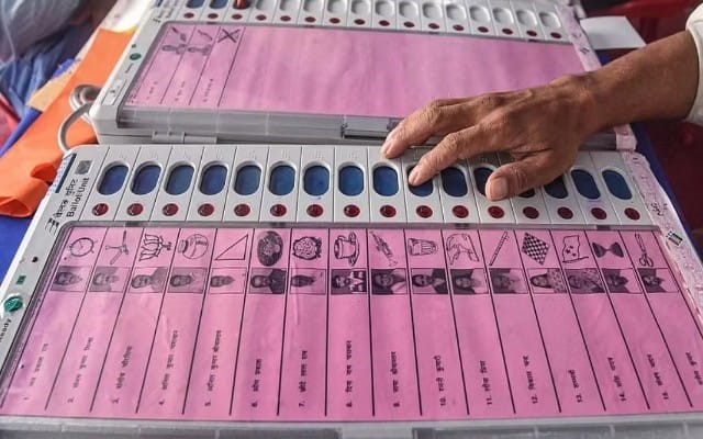 The nomination process for the fourth phase of the Lok Sabha elections to be held on May 13 began on Thursday.