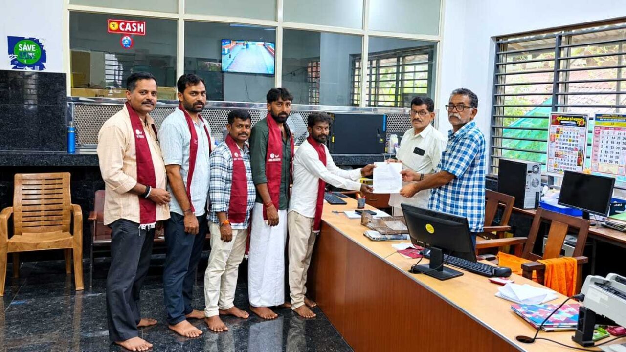 ಜೈ ತುಲುನಾಡ್ ರಿ ಕಾಸ್ರೋಡು ಎಗ್ಗೆ ಮಧೂರು ದೇವಲ್ಯಡ್ ತುಲು ಲಿಪಿ ಪುದರ್ ಪಲವೆ ಪಾಡ್ಯೆರ್ ಬಿನ್ನಯ